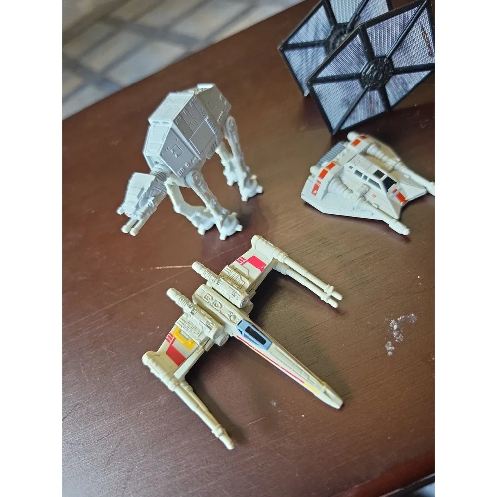Star Wars Starships Hot Wheels‎ Lot Of 5 Die-Cast LFL Vehicles